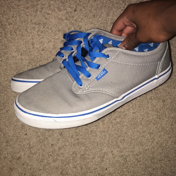 Vans - Picture 1 of 5